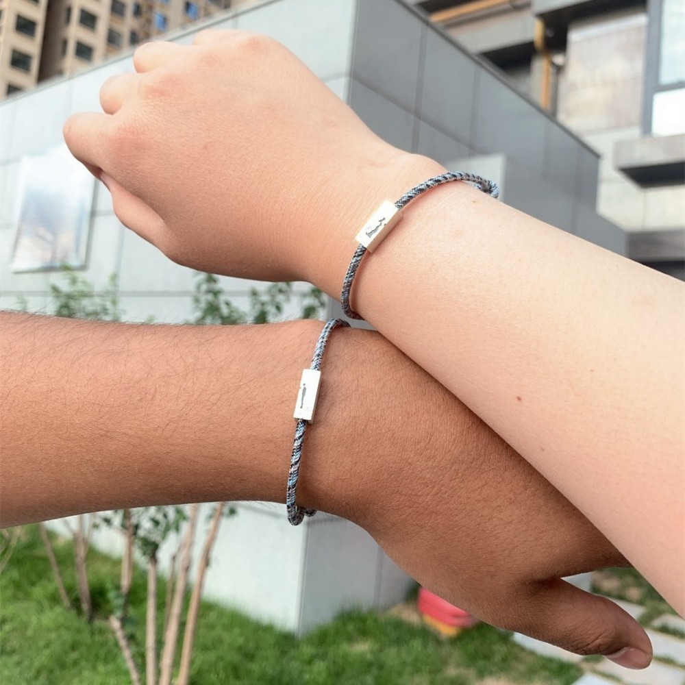 Swoon For These 13 Couples' Bracelet Ideas!