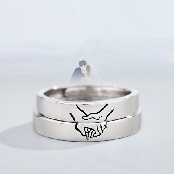 Engravable Couple's Matching Holding Hands Ring In 925 Sterling Silver