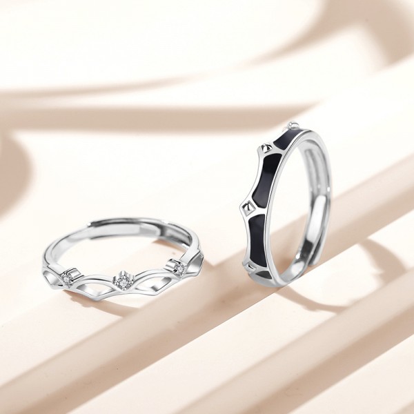 Engravable Princess and Prince Crown Couple Rings in Sterling Silver