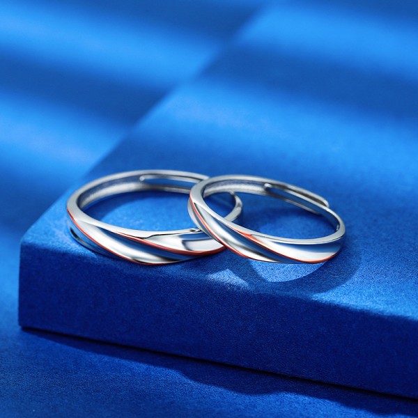 Engravable Rhombus Shaped Adjustable Couple Rings in Sterling Silver